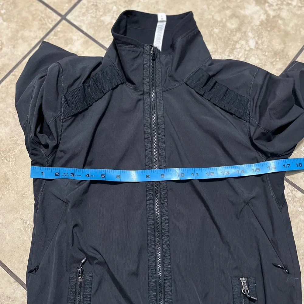 Lululemon Bandit Run Jacket In Black - Picture 5 of 7
